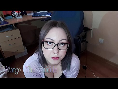 ❤️ Sexig tjej med glasögon suger Dildo djupt på kamera ❤️❌ Sluts at us sv.mysexgamer.ru ❌