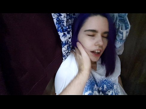 ❤️ Hittade min syster i garderoben och hjälpte henne att komma ❤️❌ Sluts at us sv.mysexgamer.ru ❌